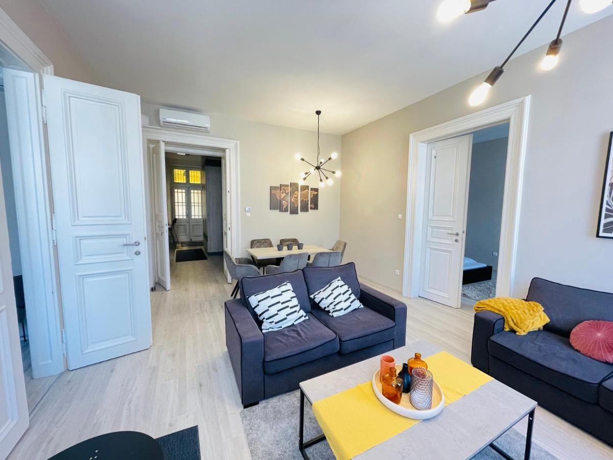 Podmaniczky Deluxe Apartment Budapest Ngoại thất bức ảnh